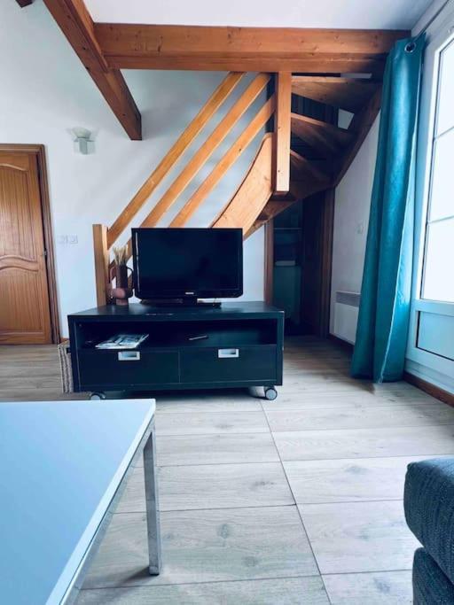 Magnifique Appartement Traversant Avec Vue Sur Le Golf ラ・グランド・モット エクステリア 写真